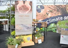 Here a banner at the Rijnbeek booth with more information on peat-free cultivation.